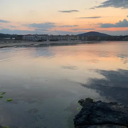 апартаменти-студия в комплекс нестинарка Апартаменты Царёво