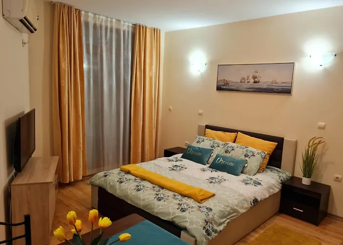 апартаменти-студия в комплекс нестинарка * Tsarevo