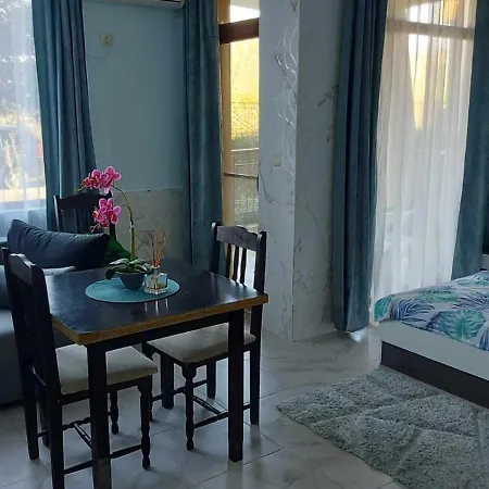 апартаменти-студия в комплекс нестинарка Tsarévo