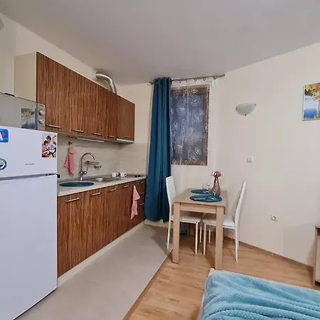 Appartement апартаменти-студия в комплекс нестинарка *