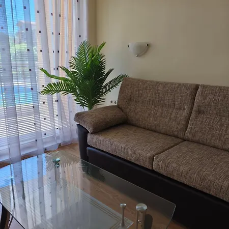 апартаменти-студия в комплекс нестинарка Appartement